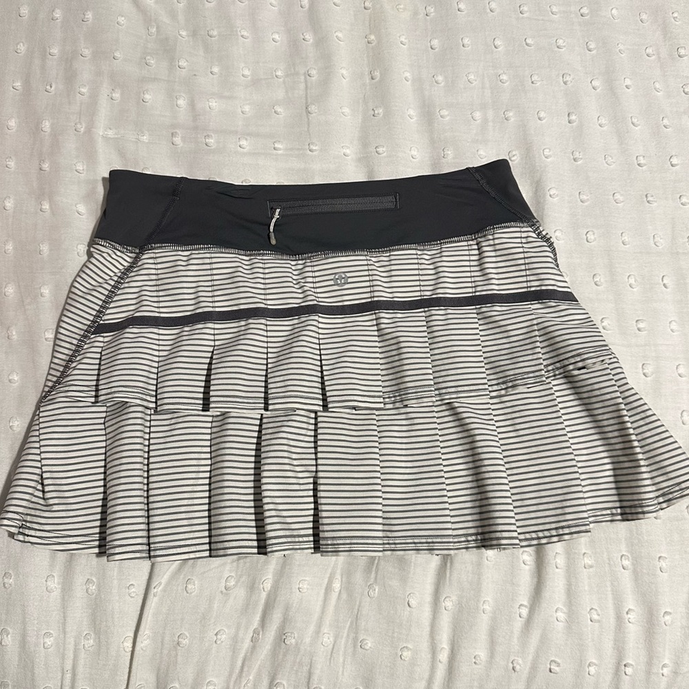 Stripped lululemon skirt!